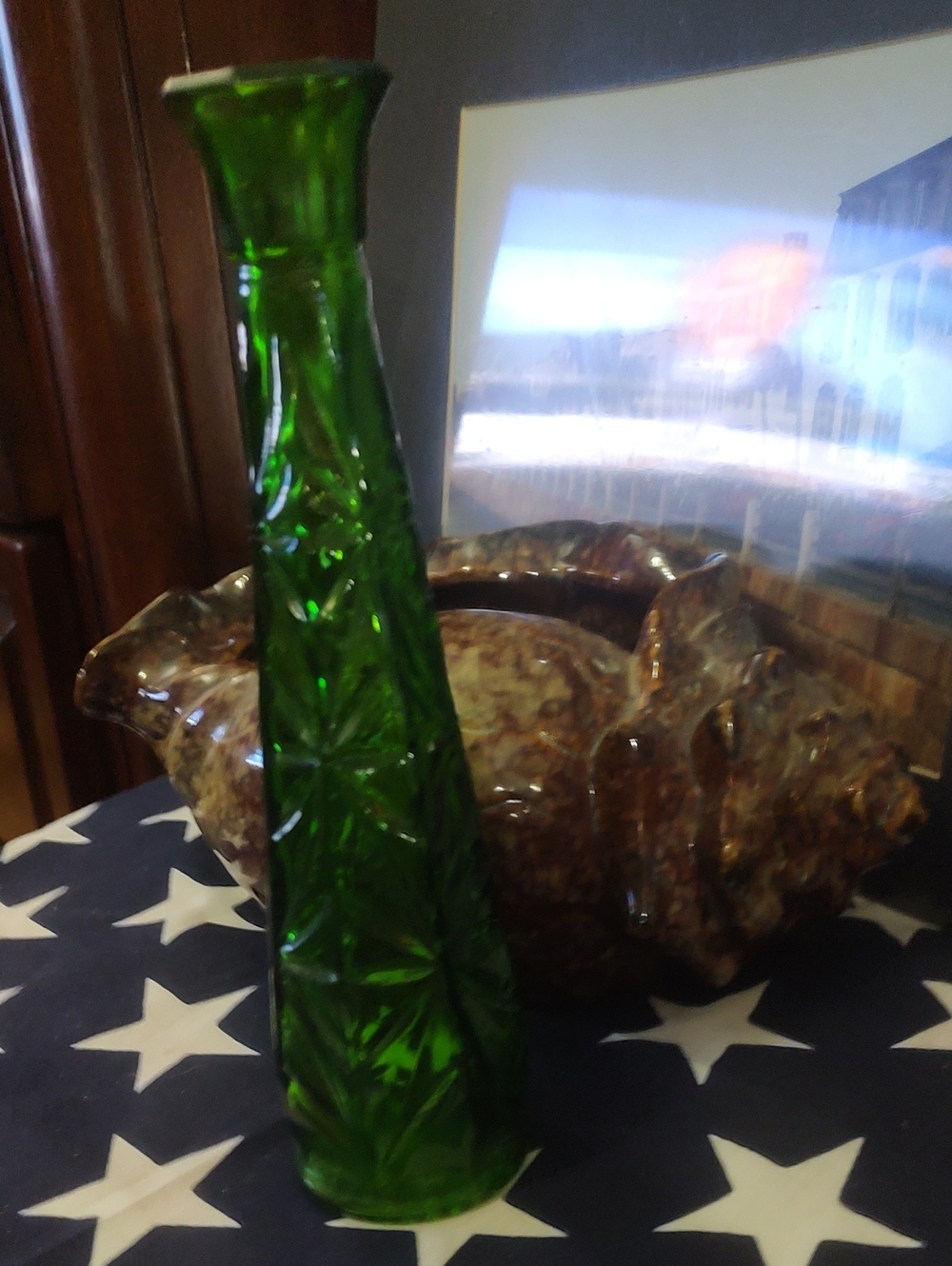 Green Decorative Glass Vase - Stylish Home Art Accent